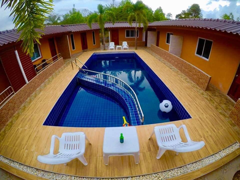The Windsor Boutique Resort Chumphon Exterior foto